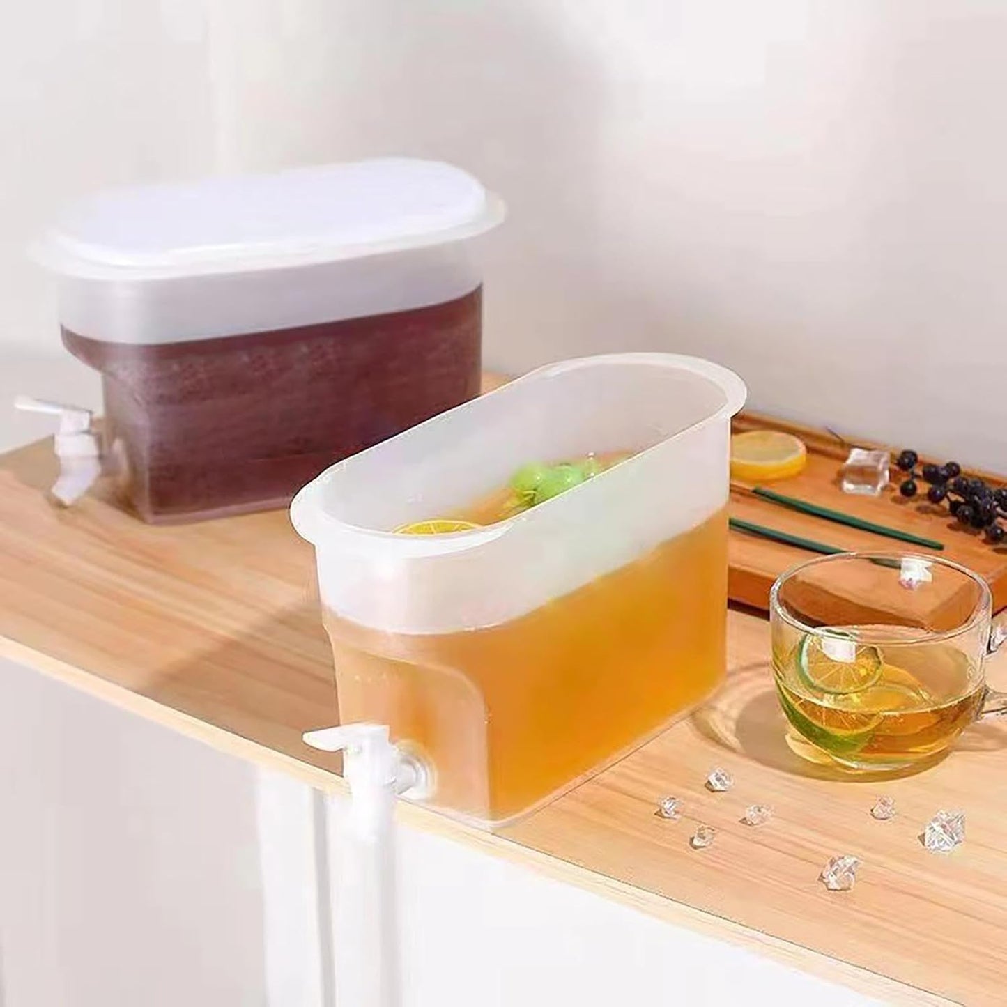 Refrigerator bottle with faucet